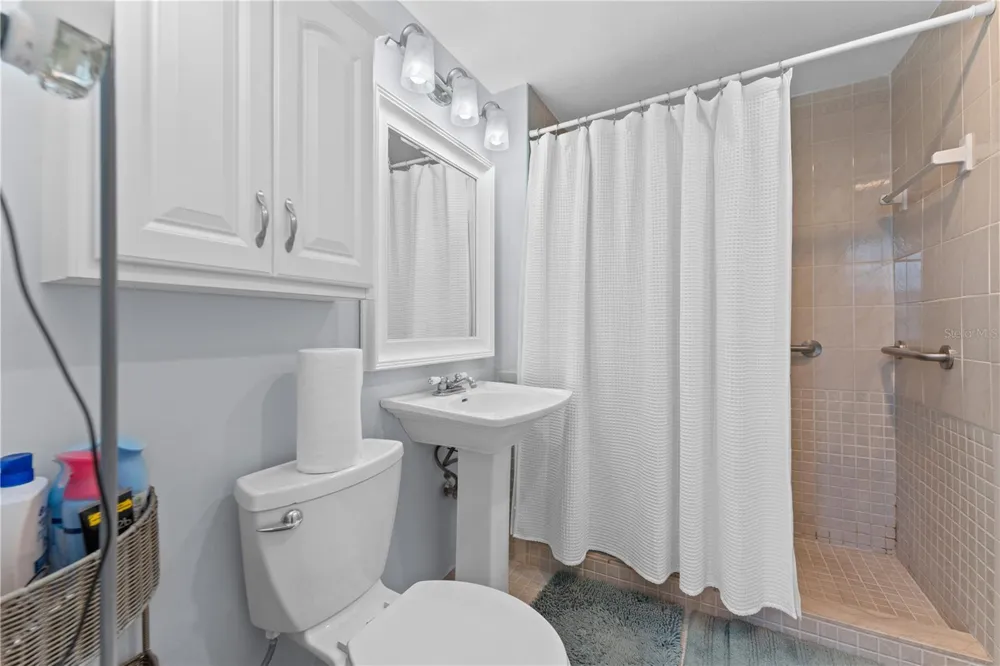 2109 BAYSHORE BOULEVARD #303 Tampa, FL 33606