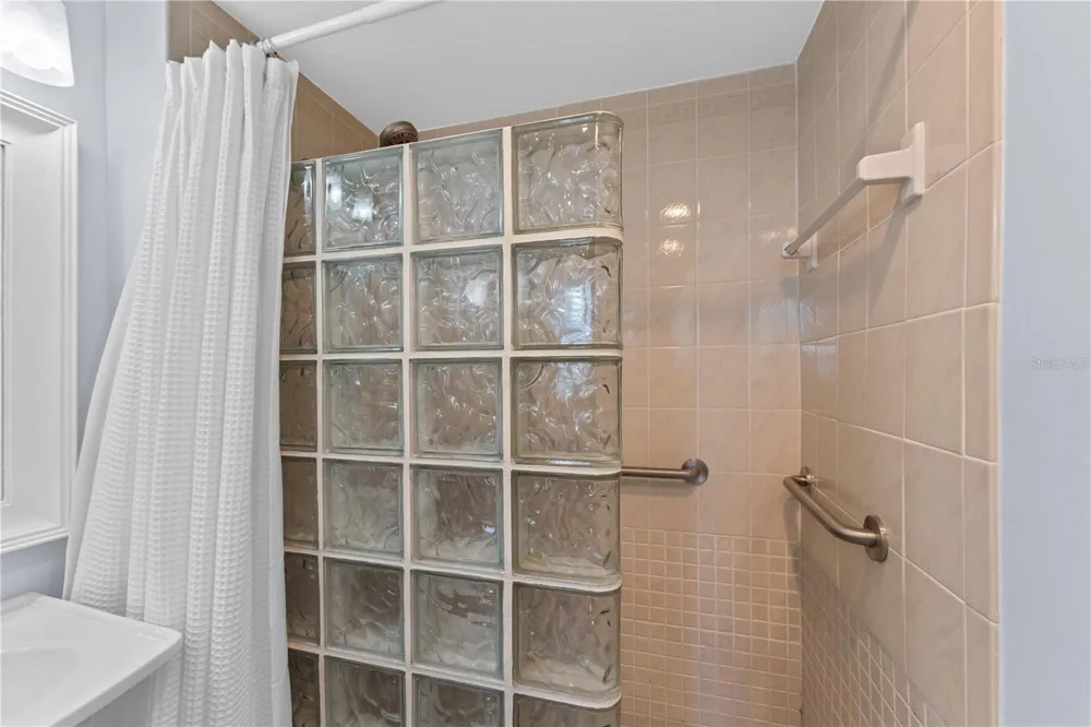 2109 BAYSHORE BOULEVARD #303 Tampa, FL 33606