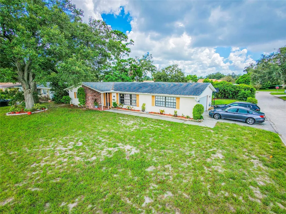 1901 STANCEL DRIVE Clearwater, FL 33764