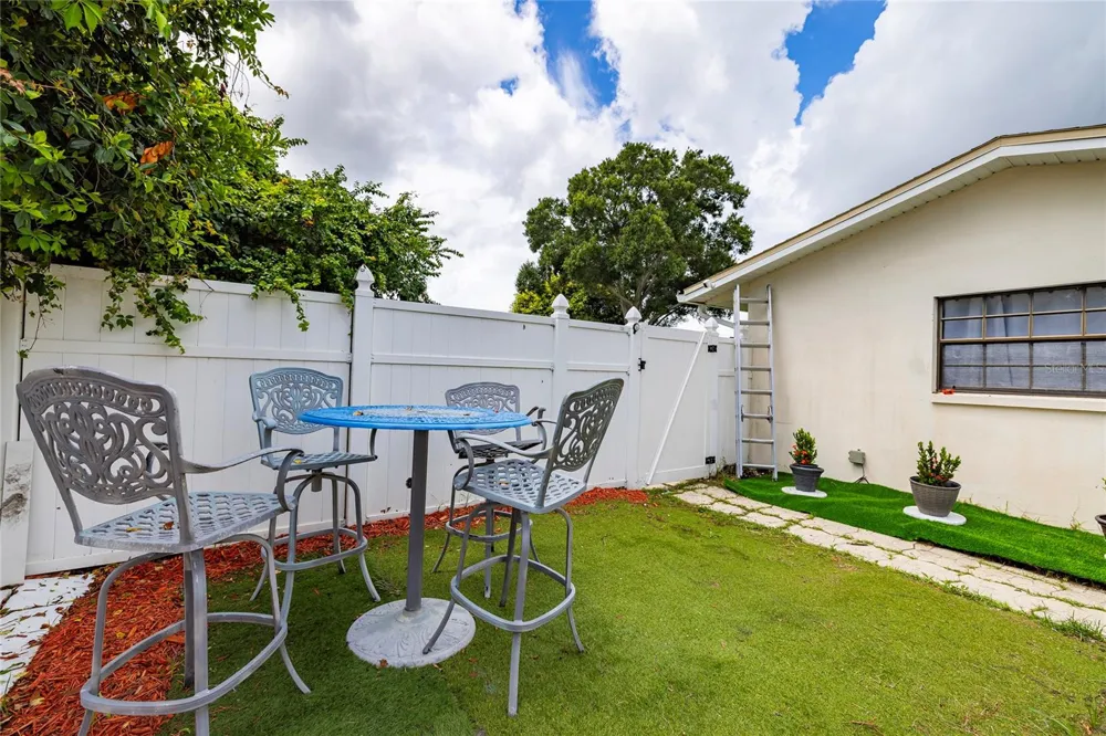 1901 STANCEL DRIVE Clearwater, FL 33764