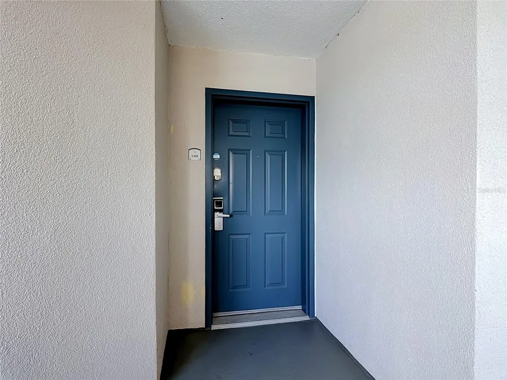 13427 BLUE HERON BEACH DRIVE #402 Orlando, FL 32821