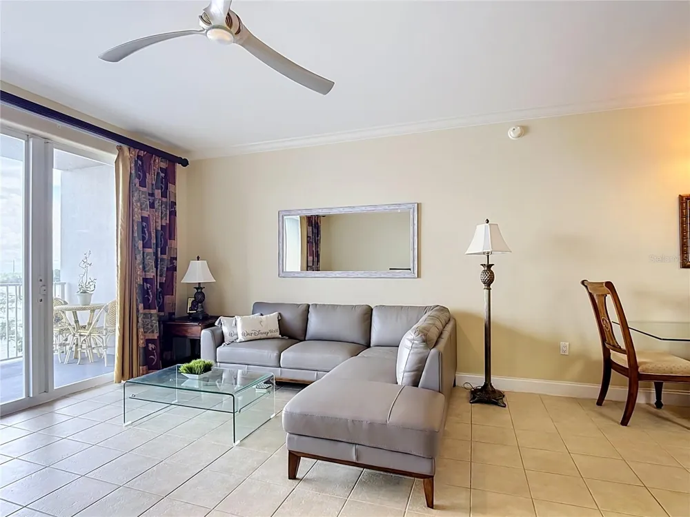 13427 BLUE HERON BEACH DRIVE #402 Orlando, FL 32821