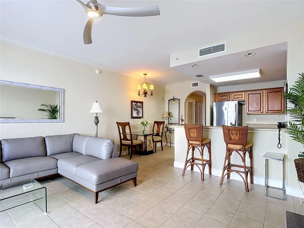 13427 BLUE HERON BEACH DRIVE #402 Orlando, FL 32821