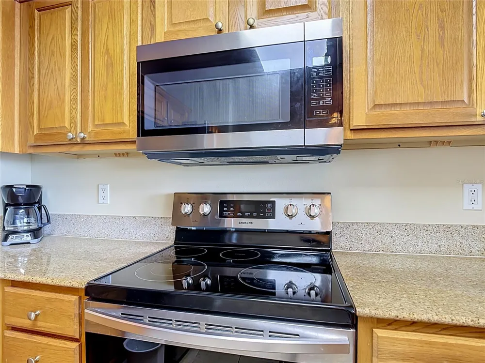 13427 BLUE HERON BEACH DRIVE #402 Orlando, FL 32821