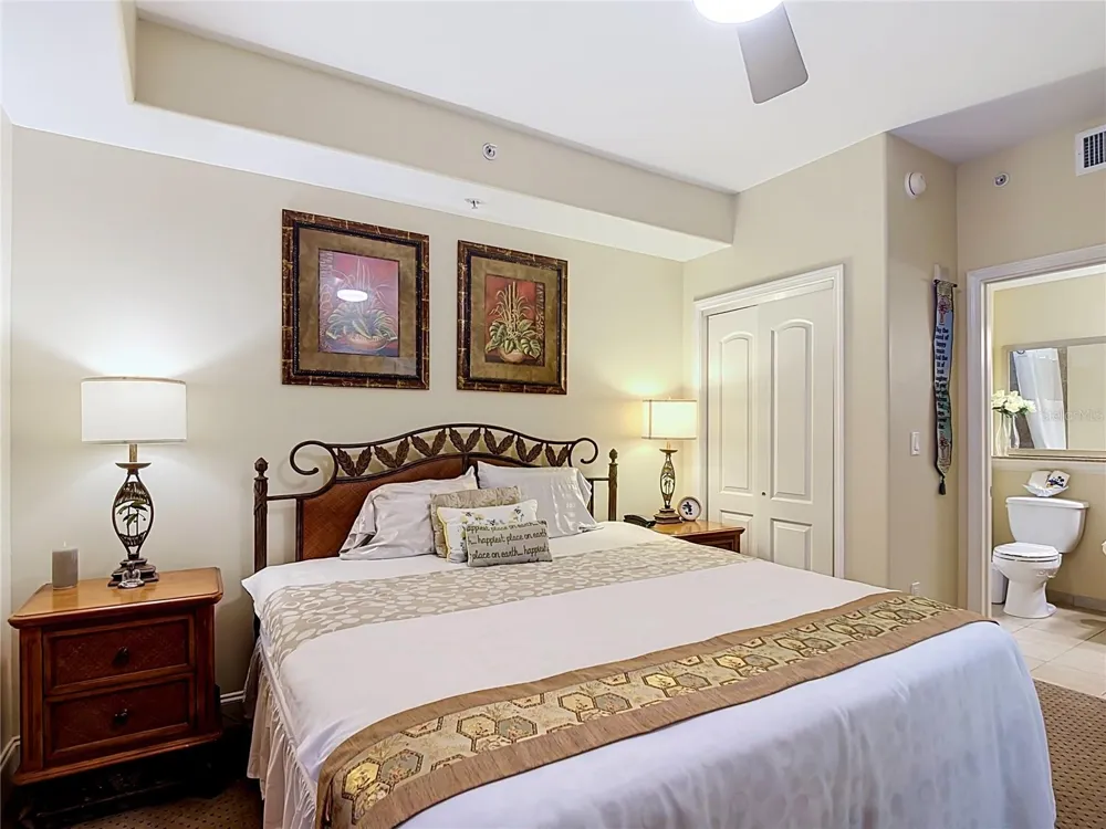 13427 BLUE HERON BEACH DRIVE #402 Orlando, FL 32821