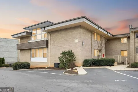 346 Carpenter DR NE