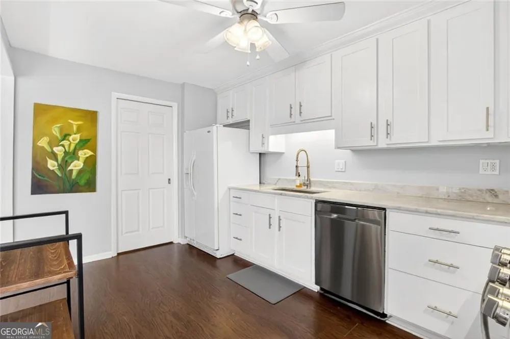 346 Carpenter DR NE Atlanta, GA 30328