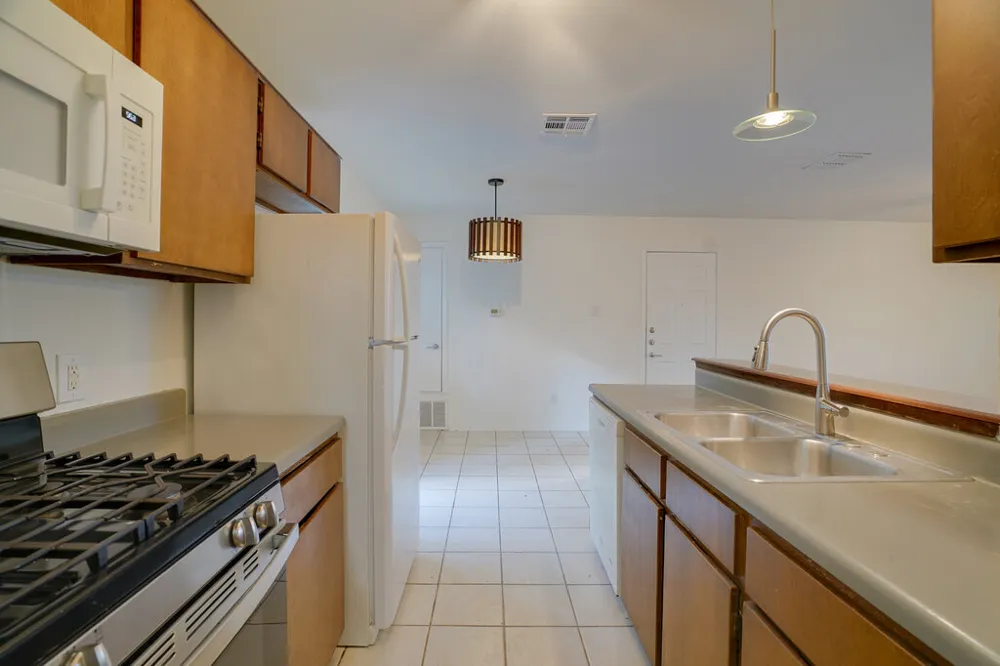 7100 Barnsdale Way Austin, TX 78745