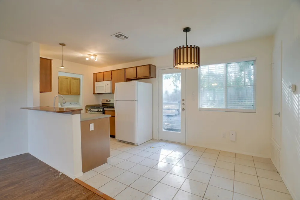 7100 Barnsdale Way Austin, TX 78745