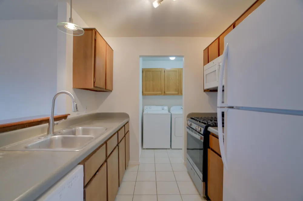 7100 Barnsdale Way Austin, TX 78745