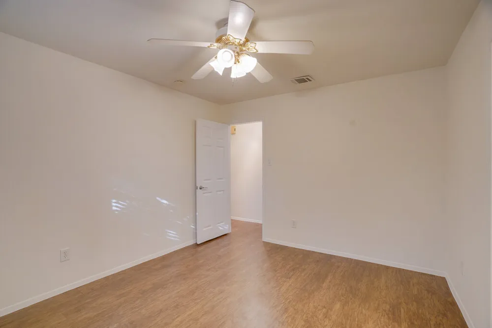 7100 Barnsdale Way Austin, TX 78745