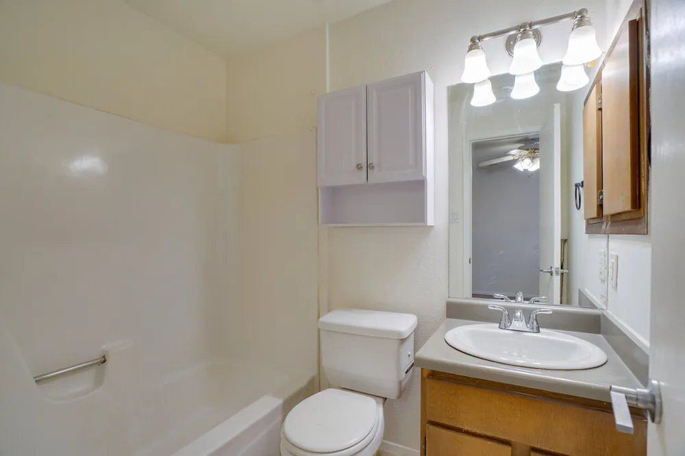 7100 Barnsdale Way Austin, TX 78745