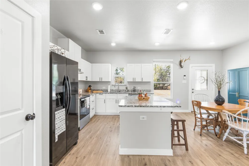 9647 Fm 1836 Kaufman, TX 75142
