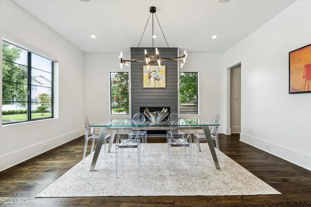 1010 Waltway Drive Houston, TX 77008