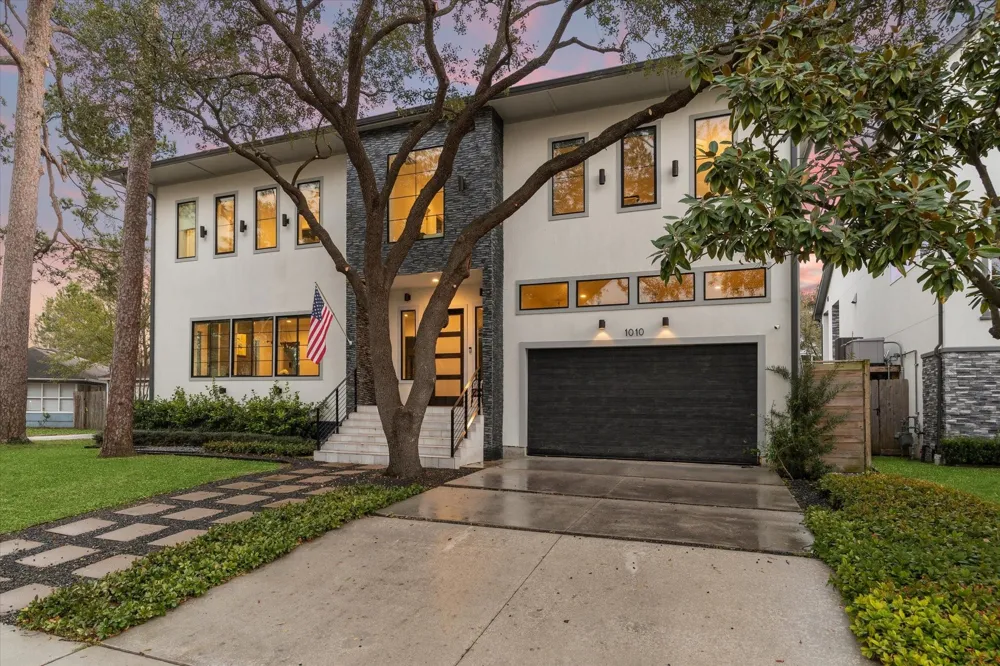 1010 Waltway Drive Houston, TX 77008