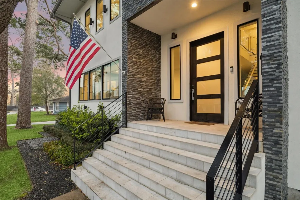 1010 Waltway Drive Houston, TX 77008