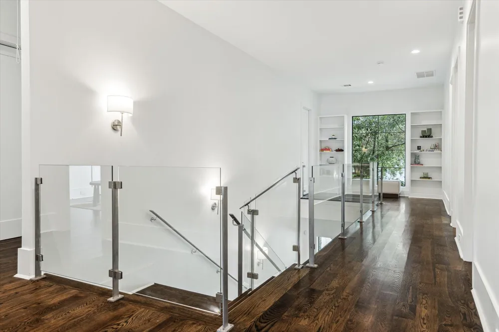 1010 Waltway Drive Houston, TX 77008