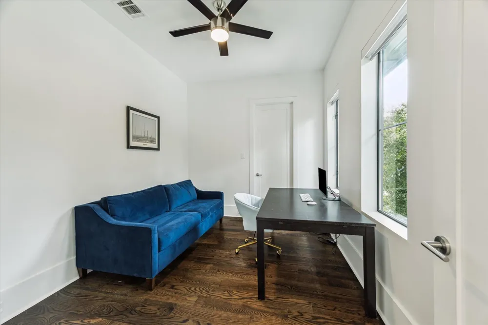 1010 Waltway Drive Houston, TX 77008