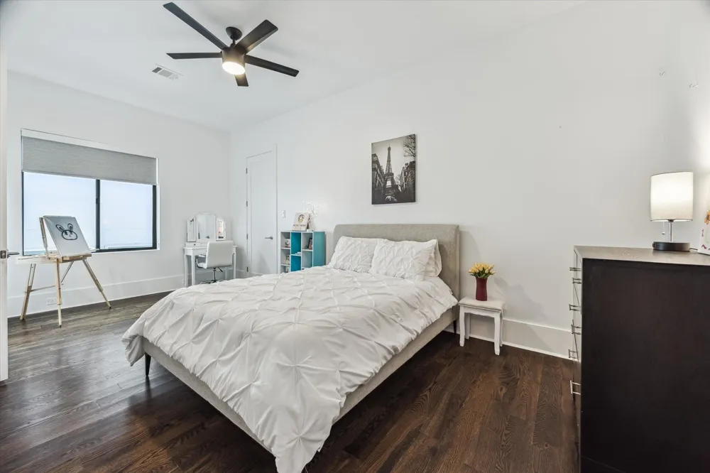 1010 Waltway Drive Houston, TX 77008