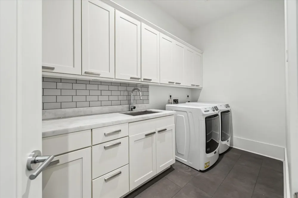 1010 Waltway Drive Houston, TX 77008