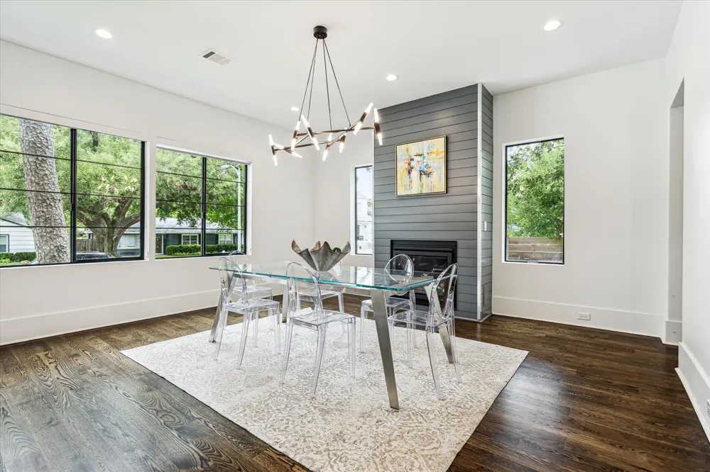 1010 Waltway Drive Houston, TX 77008