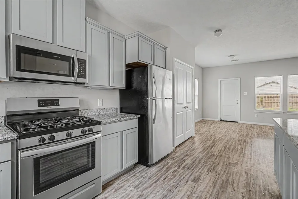 66 County Road 5102c Cleveland, TX 77327