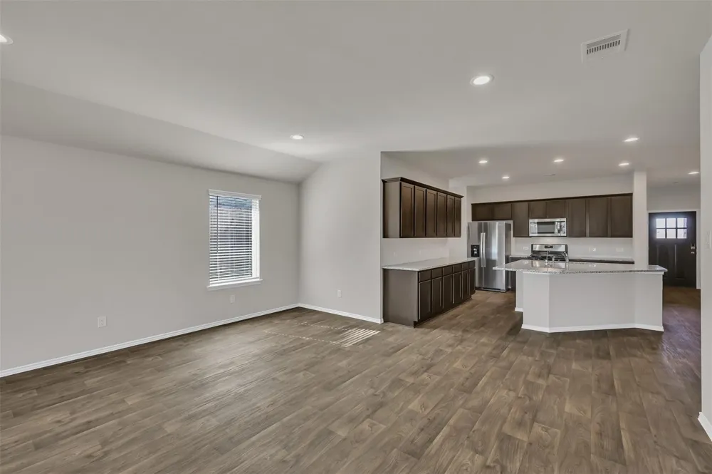6212 Hendricks Harbor Drive Conroe, TX 77304