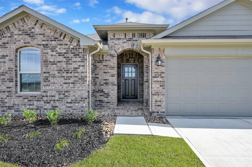 6212 Hendricks Harbor Drive Conroe, TX 77304