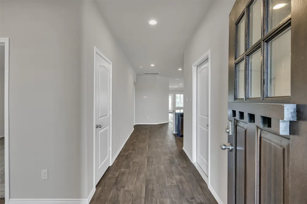 6212 Hendricks Harbor Drive Conroe, TX 77304