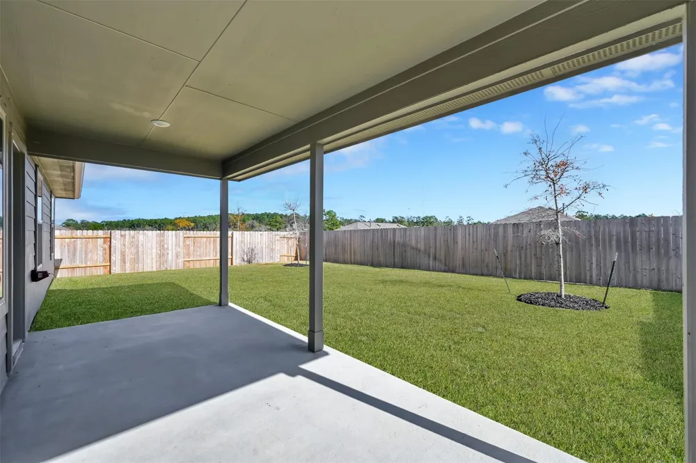 6212 Hendricks Harbor Drive Conroe, TX 77304