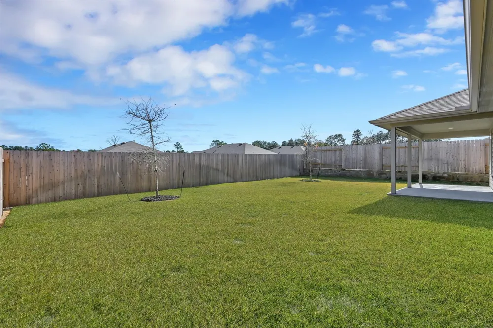 6212 Hendricks Harbor Drive Conroe, TX 77304