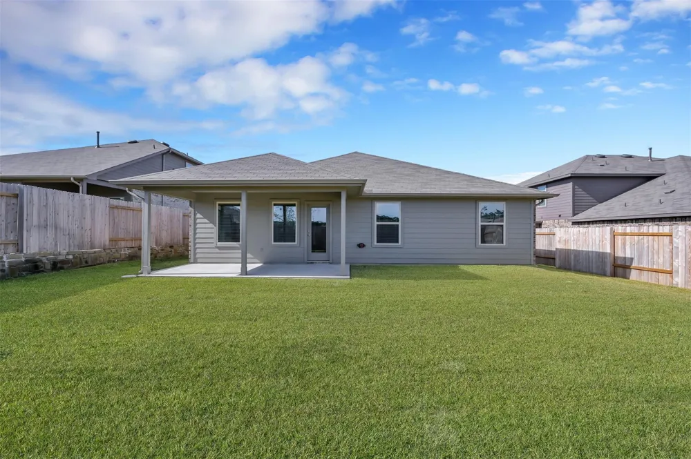 6212 Hendricks Harbor Drive Conroe, TX 77304