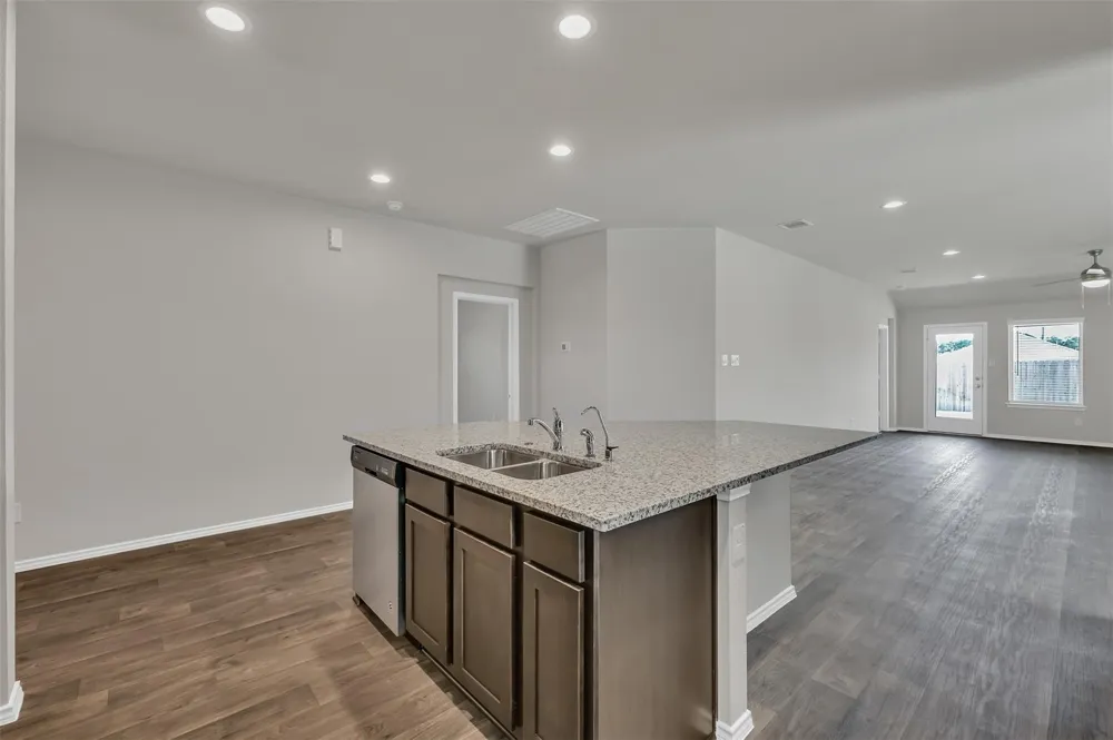 6212 Hendricks Harbor Drive Conroe, TX 77304
