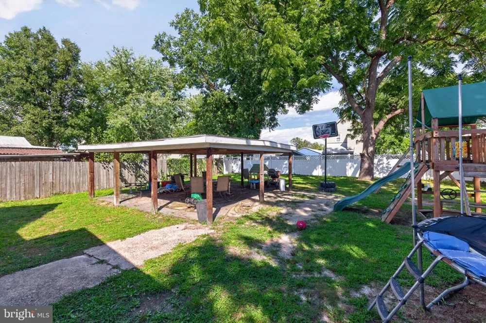 216 WEINER AVENUE Harrington, DE 19952