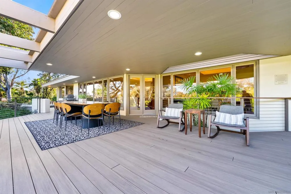 5491 Calzada del Bosque Rancho Santa Fe, CA 92067