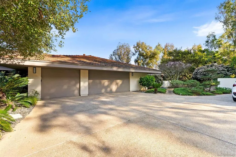 5491 Calzada del Bosque Rancho Santa Fe, CA 92067