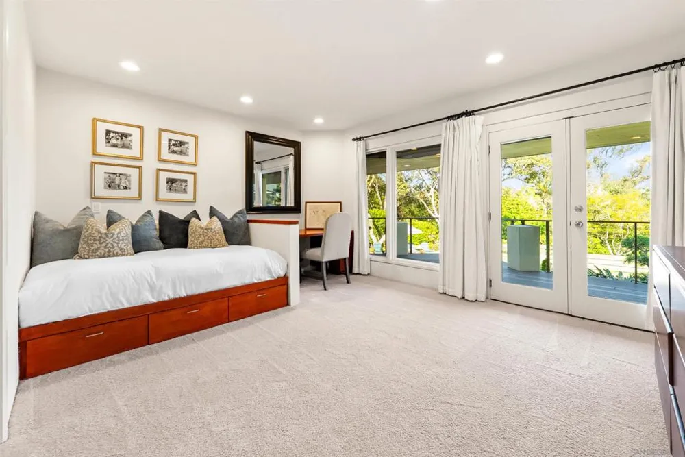 5491 Calzada del Bosque Rancho Santa Fe, CA 92067