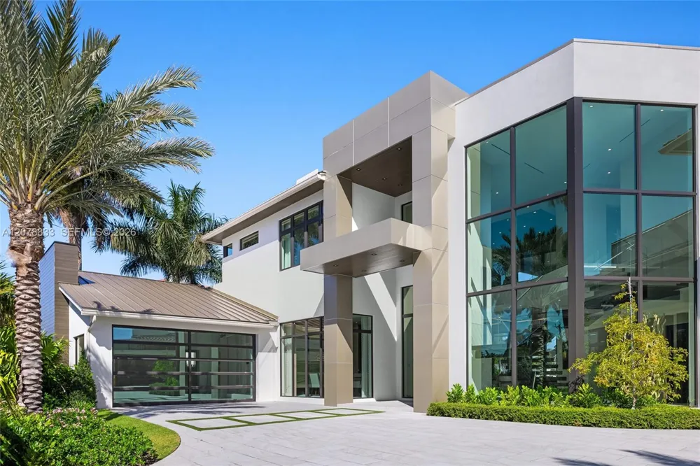 51 Isla Bahia Dr Fort Lauderdale, FL 33316