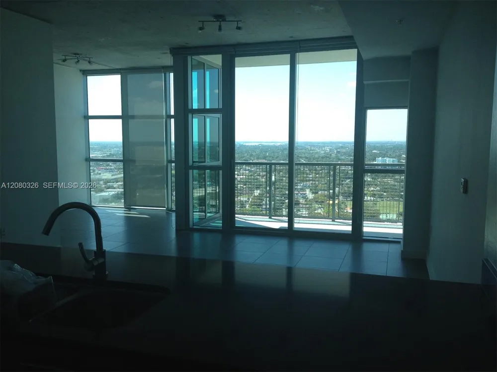 3301 NE 1st Ave #H2803 Miami, FL 33137