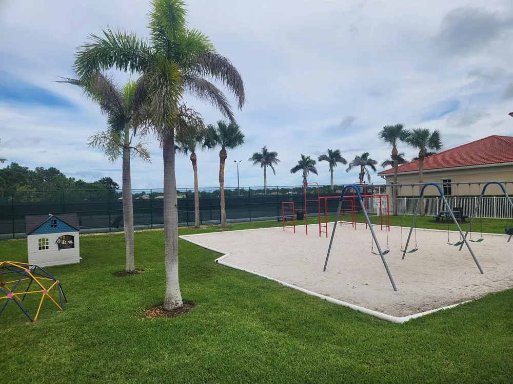 5912 Spanish River Road Fort Pierce, FL 34951