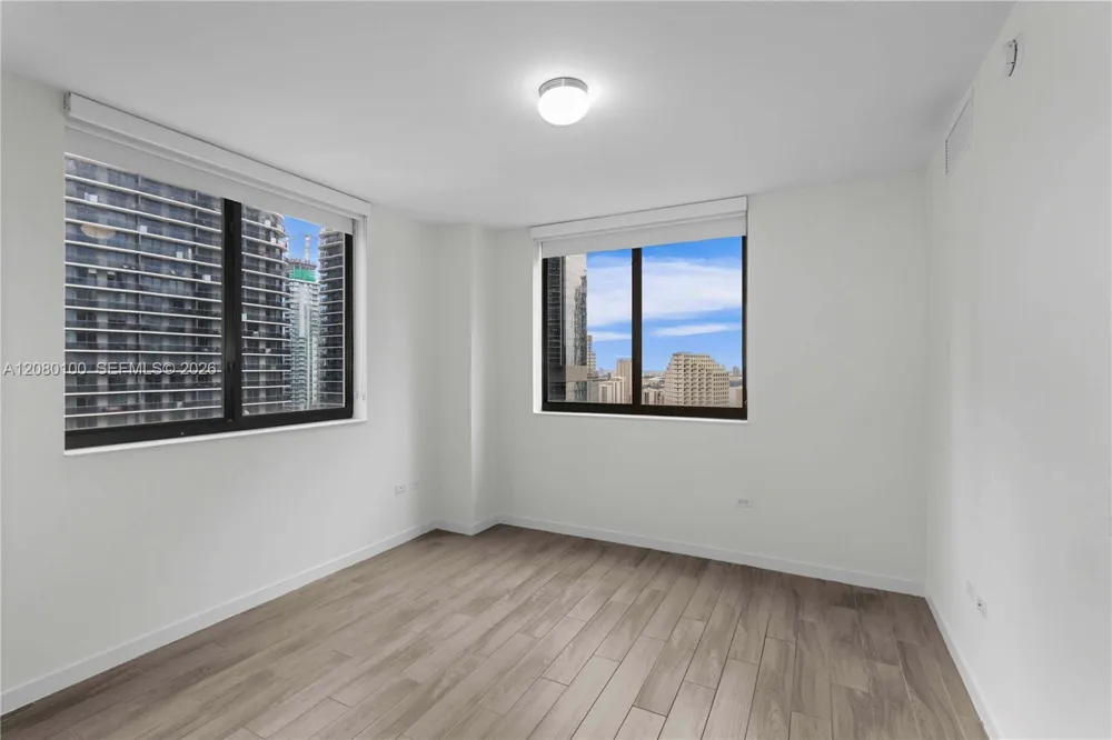 999 SW 1st Ave #3202 Miami, FL 33130