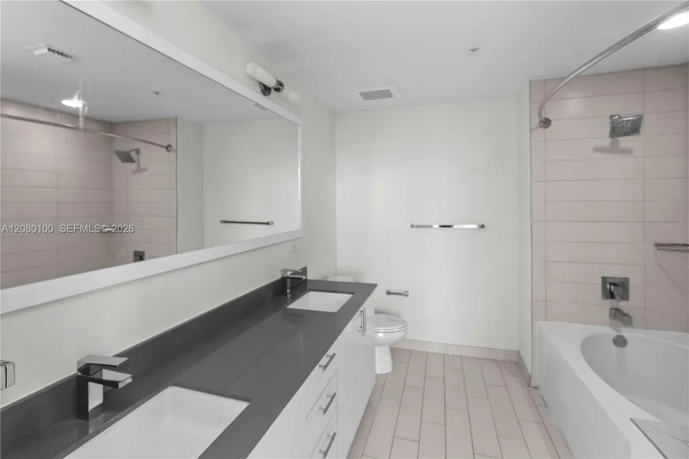 999 SW 1st Ave #3202 Miami, FL 33130