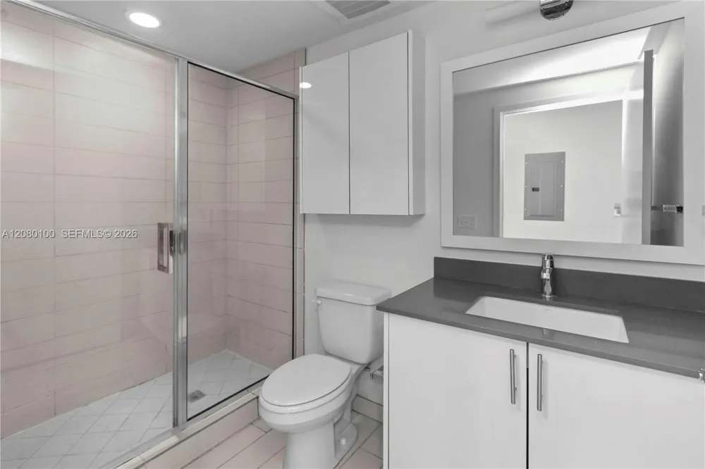 999 SW 1st Ave #3202 Miami, FL 33130