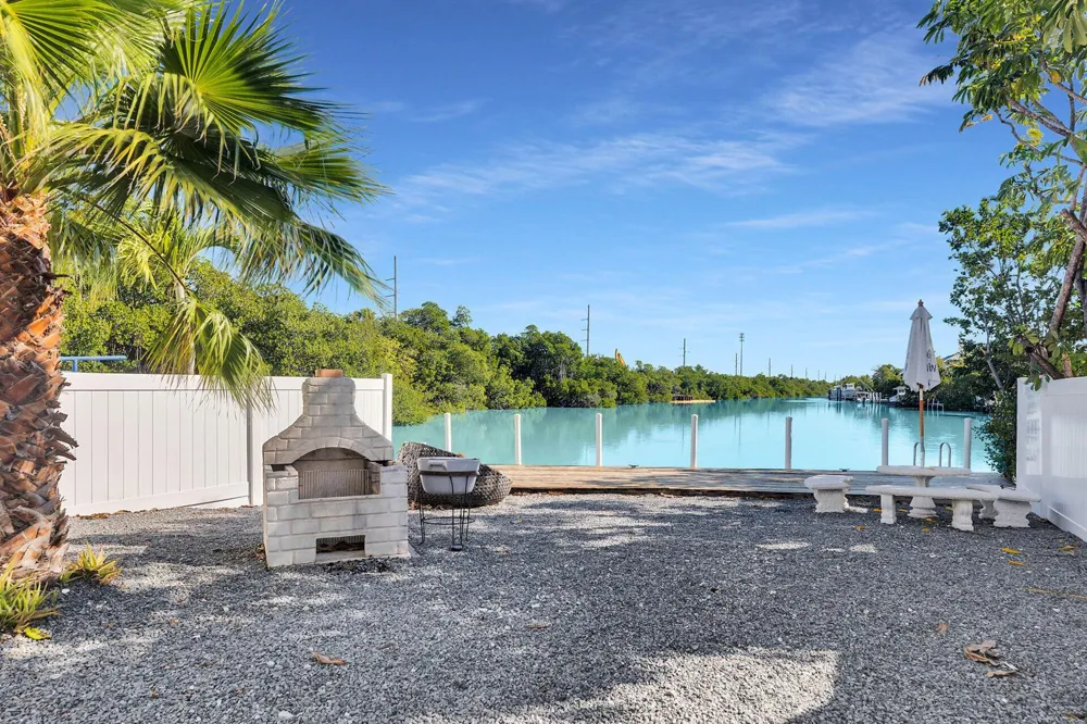 100 IROQUOIS DRIVE #5 Islamorada, FL 33036