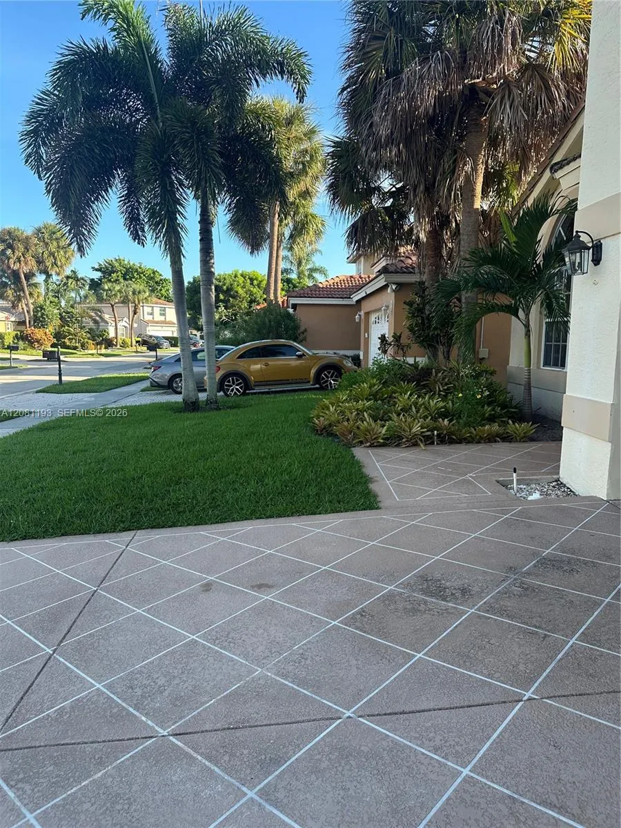 11090 Baybreeze Way Boca Raton, FL 33428