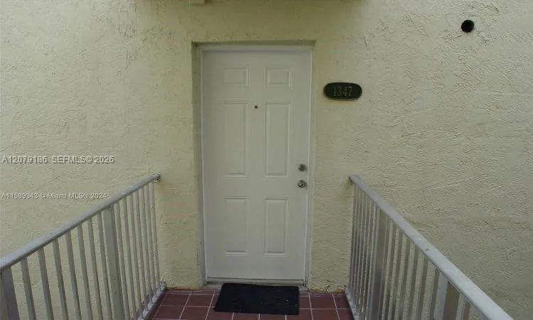 10090 NW 80th Ct #1347 Hialeah Gardens, FL 33016