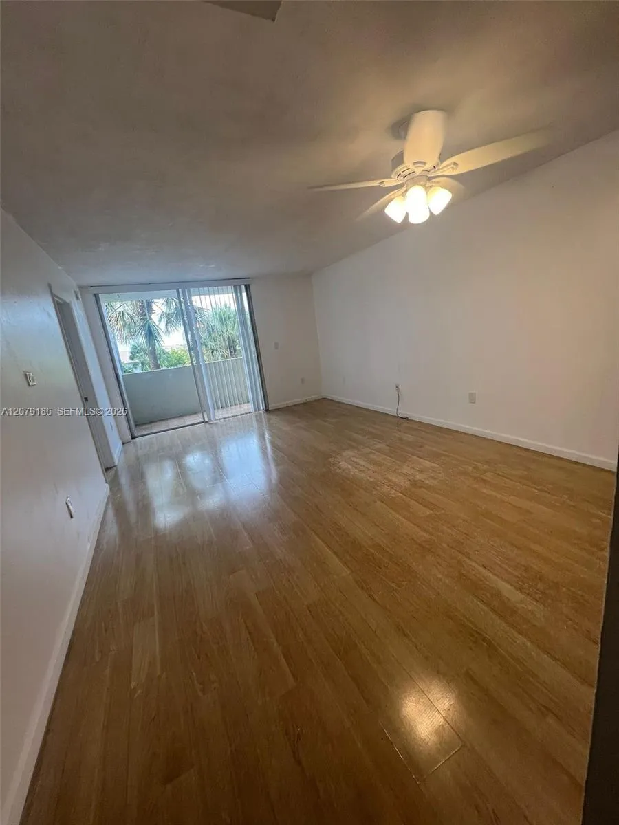 10090 NW 80th Ct #1347 Hialeah Gardens, FL 33016