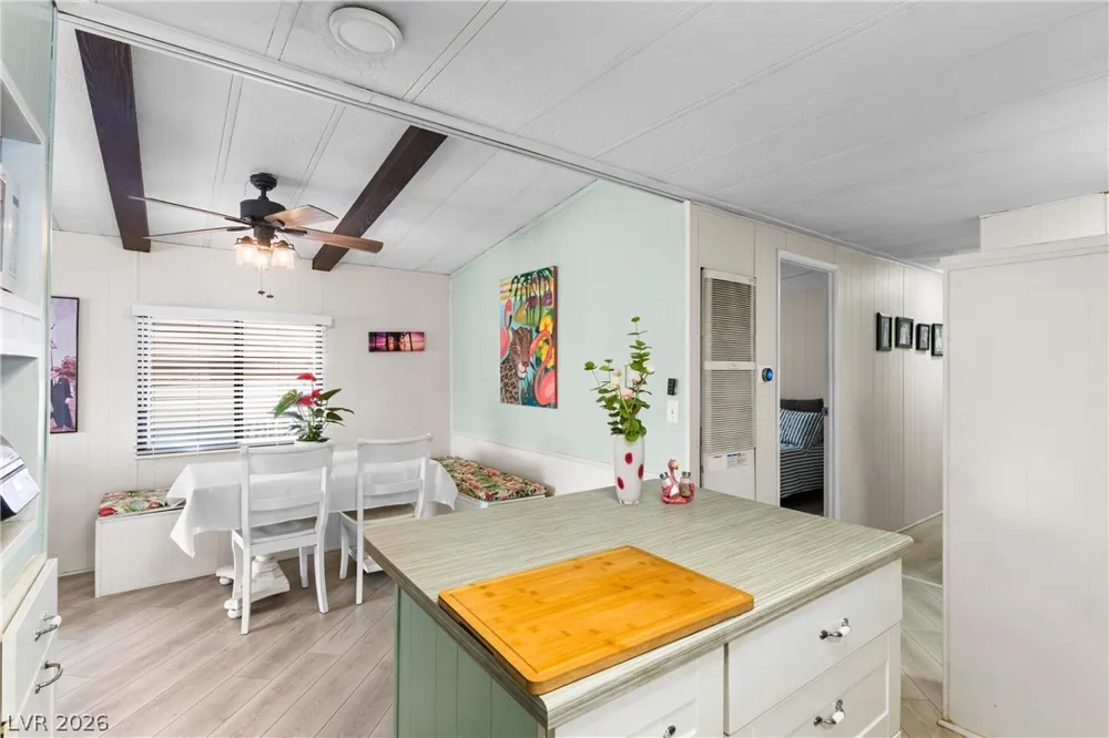 3671 Gulf Shores Drive Las Vegas, NV 89122
