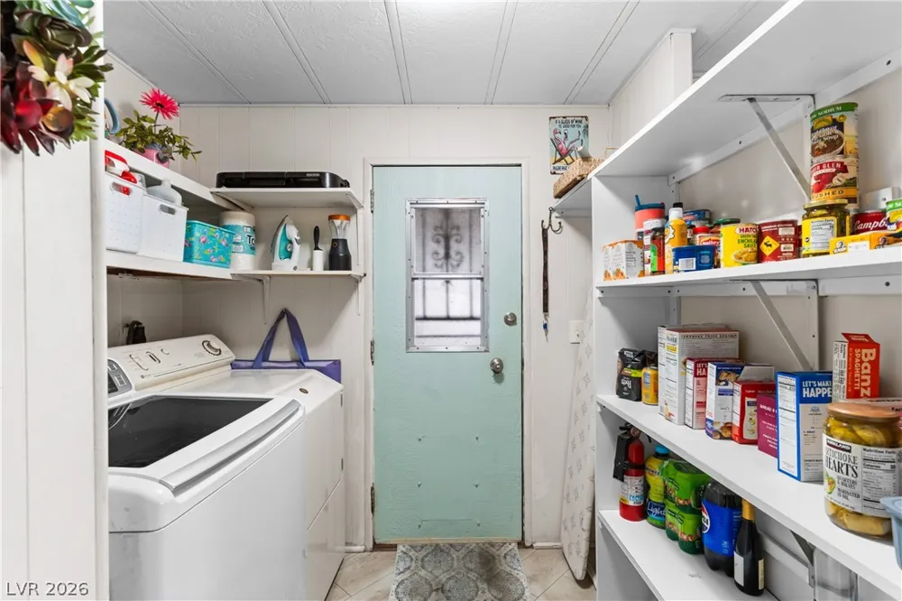 3671 Gulf Shores Drive Las Vegas, NV 89122