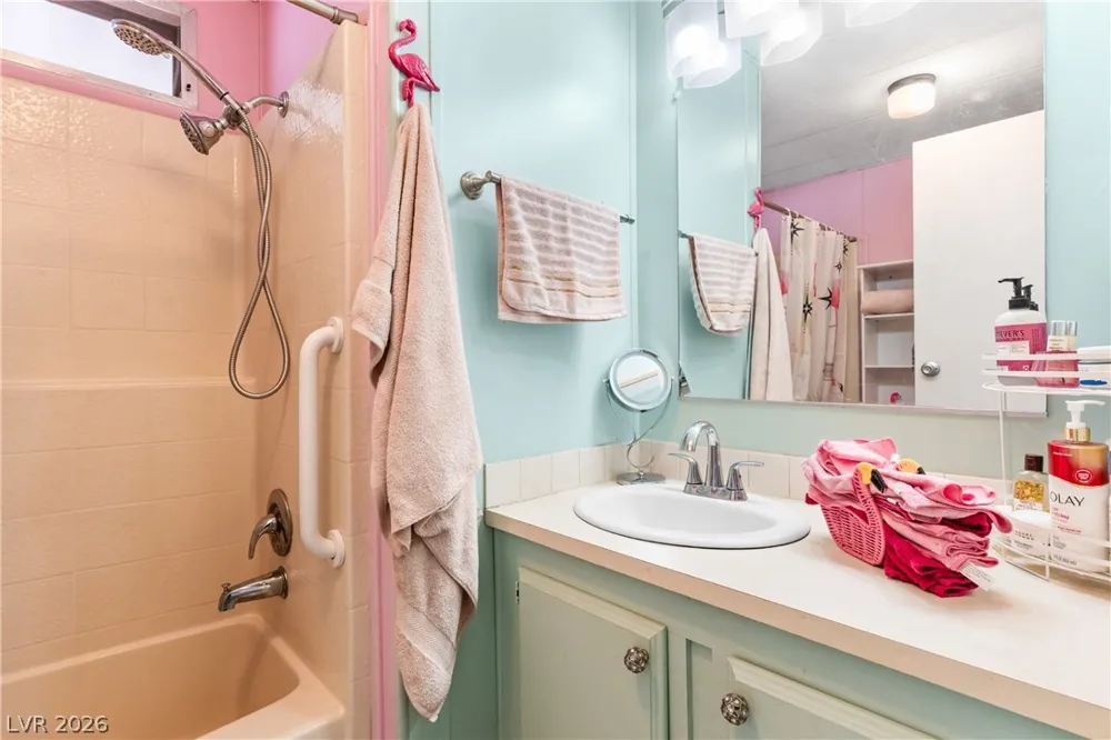 3671 Gulf Shores Drive Las Vegas, NV 89122